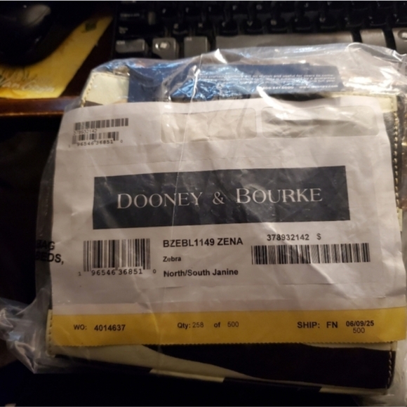 Looney For Dooney Parte Tres LIVE SHOW ONLY 2026 - Picture 16 of 16